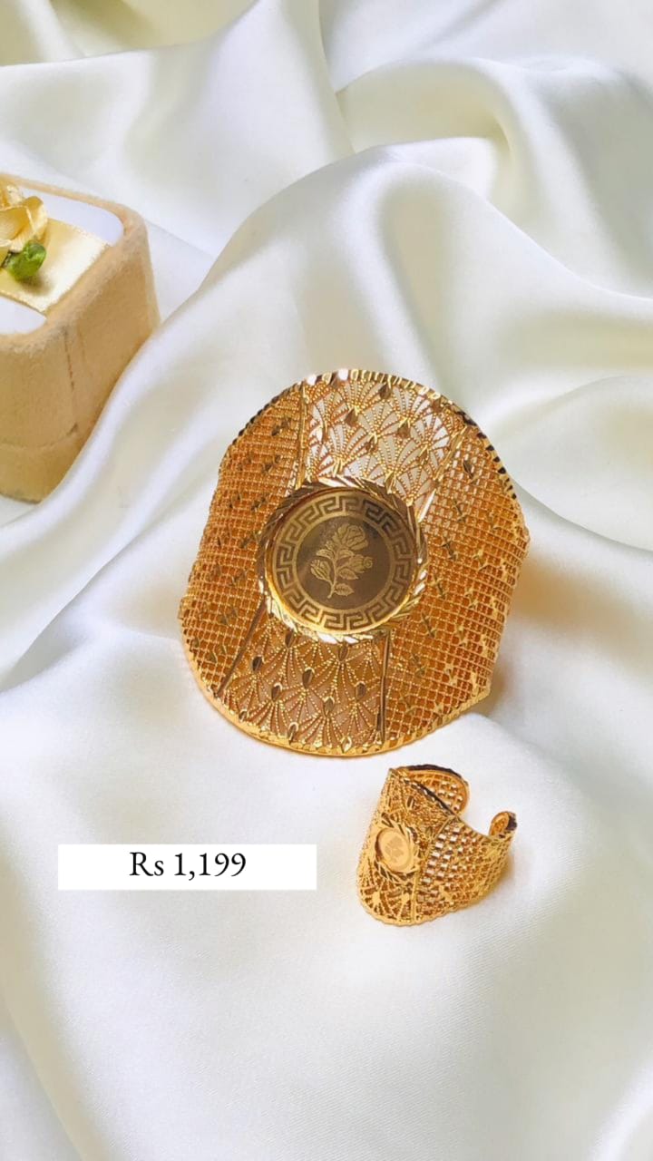GOLD NET DESIGNER RING