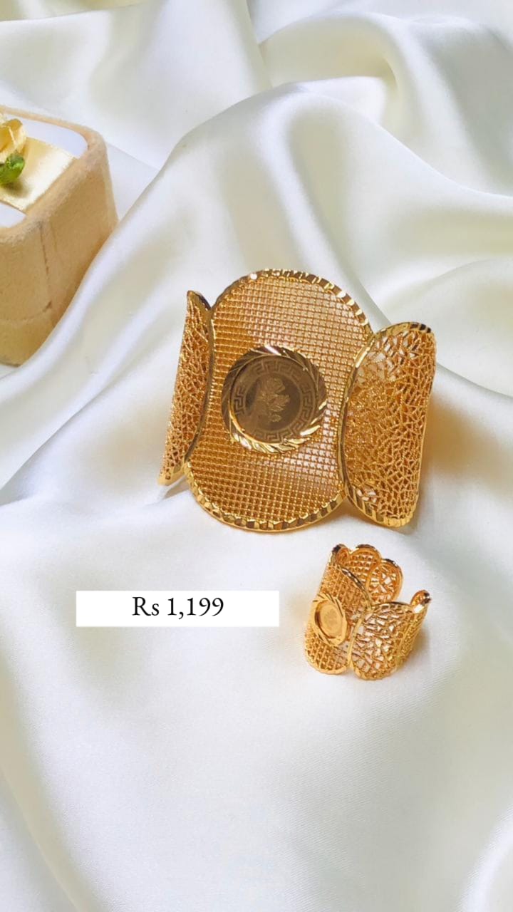 GOLD NET DESIGNER RING