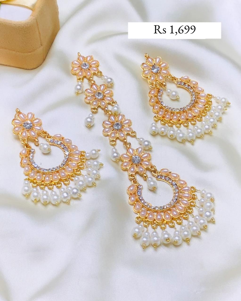 PEARL EARING TIKA SET