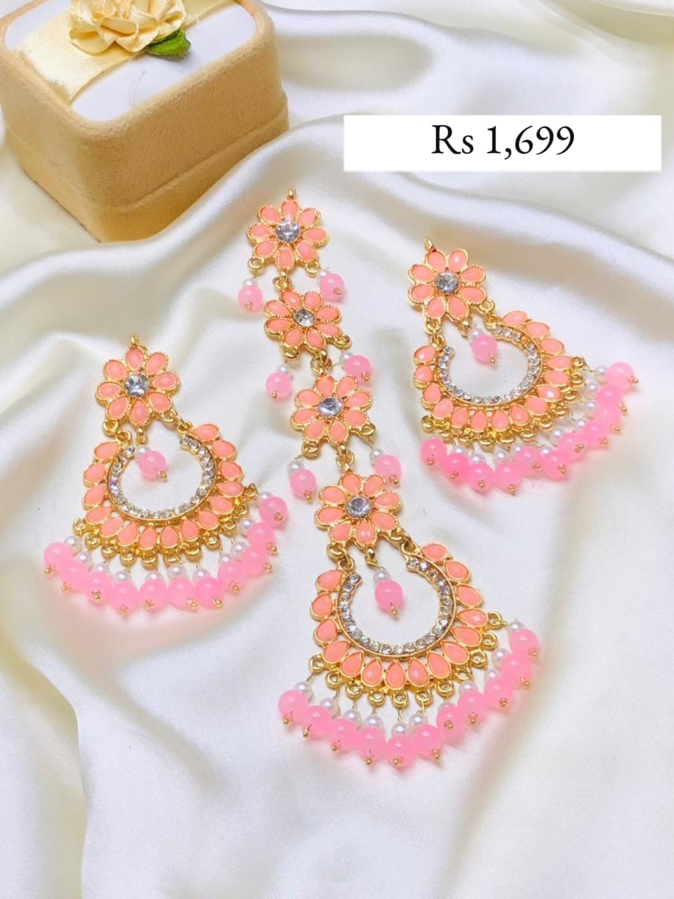PEARL EARING TIKA SET