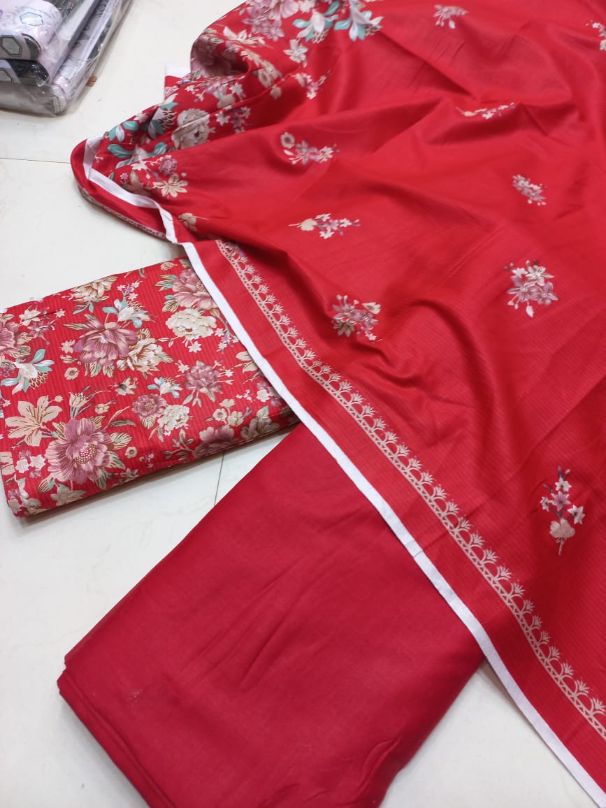 AL KARAM KASTORI 3PCS LAWN PRENTED SHRIT & PRENTED TROUSER WITH LAWN DUPATTA.