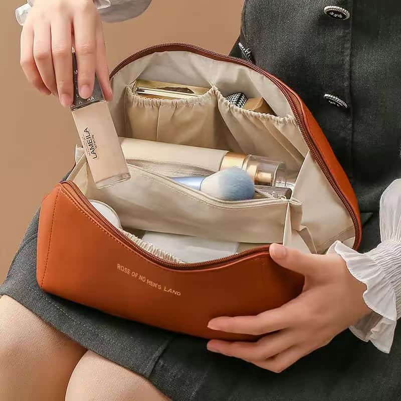 LARGE-CAPACITY COSMETIC BAG PORTABLE PU MAKEUP POUCH
