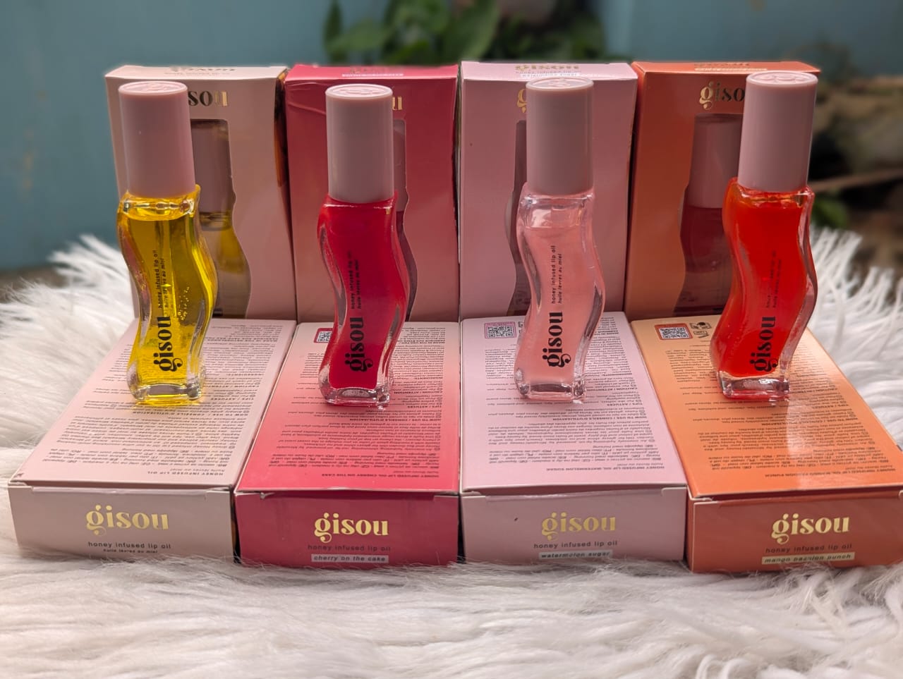 GISOU HONEY INFUSED HYDRATING LIP OIL 8ML