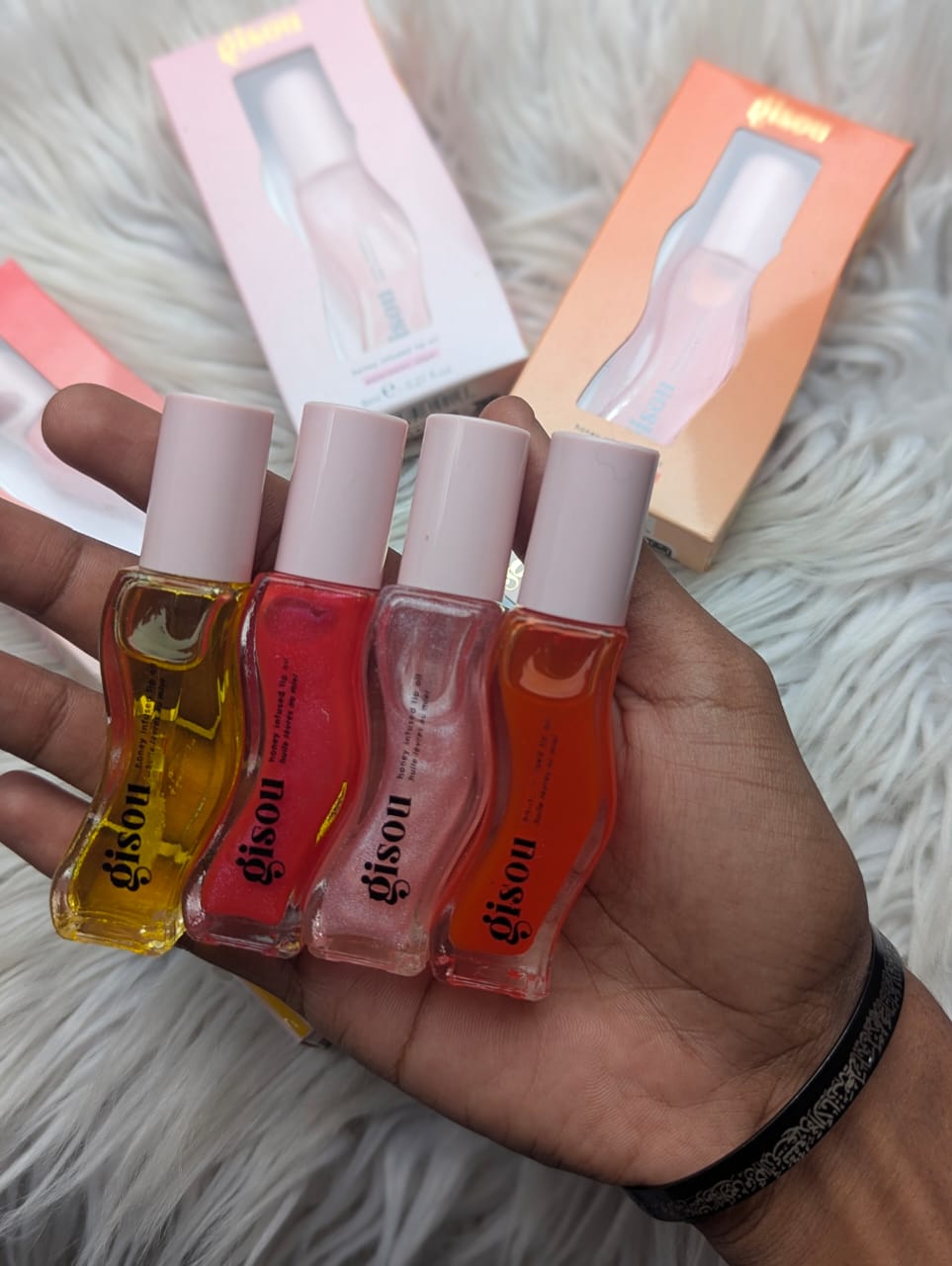 GISOU HONEY INFUSED HYDRATING LIP OIL 8ML