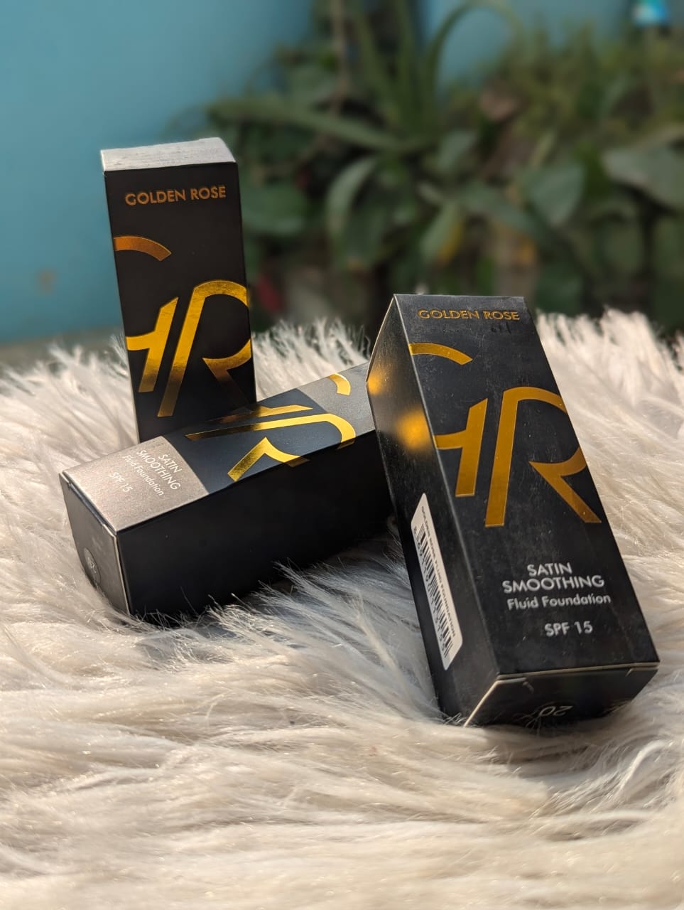 GOLDEN ROSE  SATIN SMOOTHING FLUID FOUNDATION