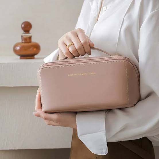 LARGE-CAPACITY COSMETIC BAG PORTABLE PU MAKEUP POUCH