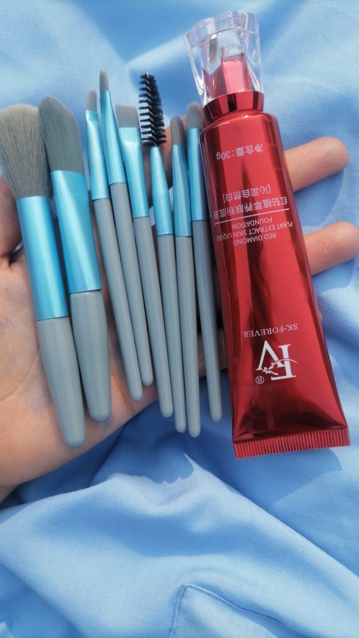 FV FOUNDATION + 8 IN 1 BRUSHES