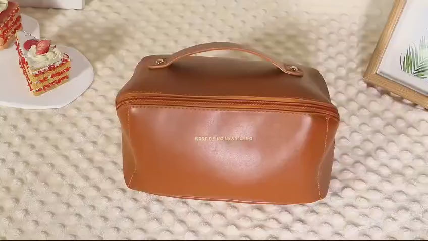LARGE-CAPACITY COSMETIC BAG PORTABLE PU MAKEUP POUCH
