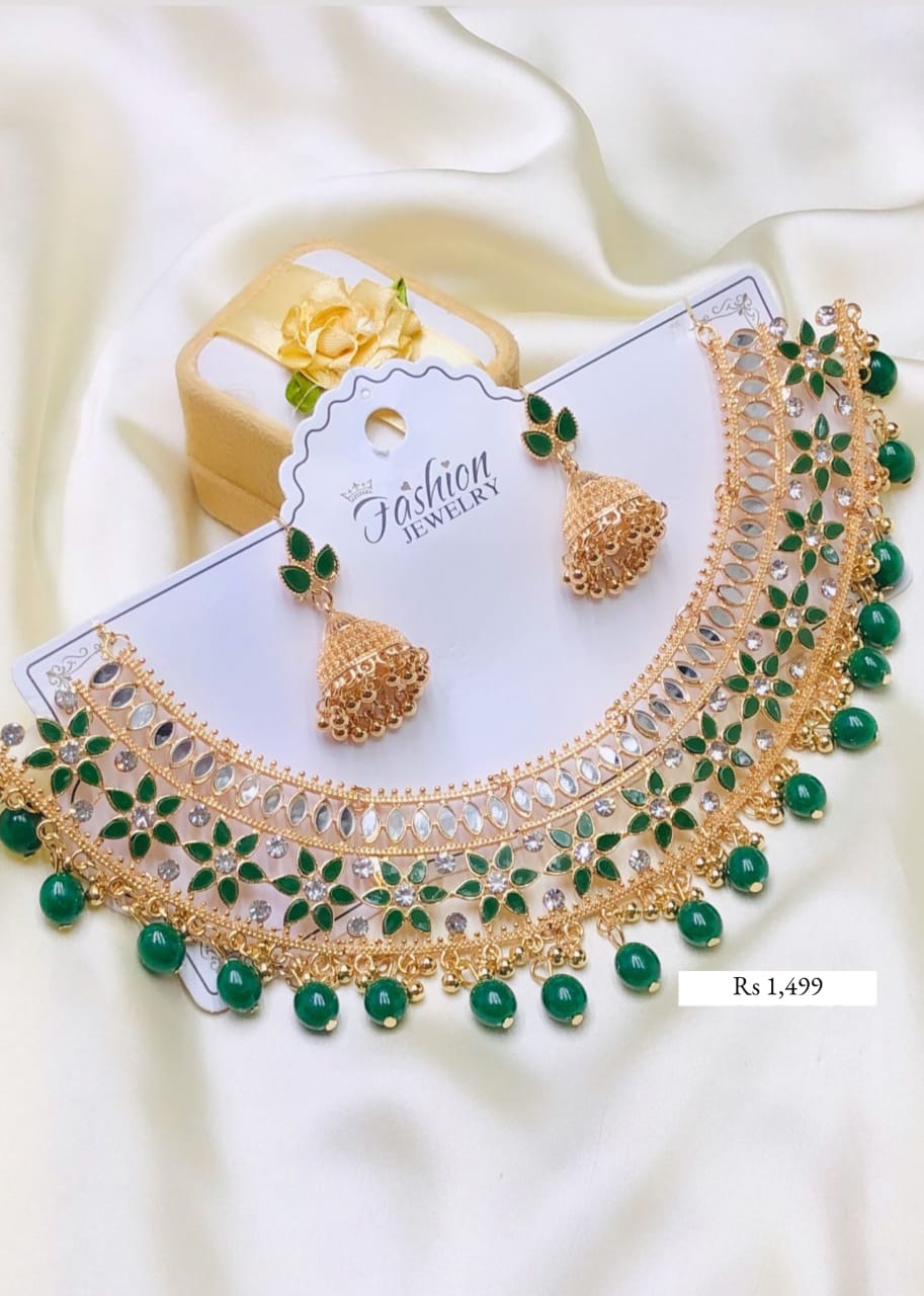 BEAUTIFULL PEARL NECKLACE SET