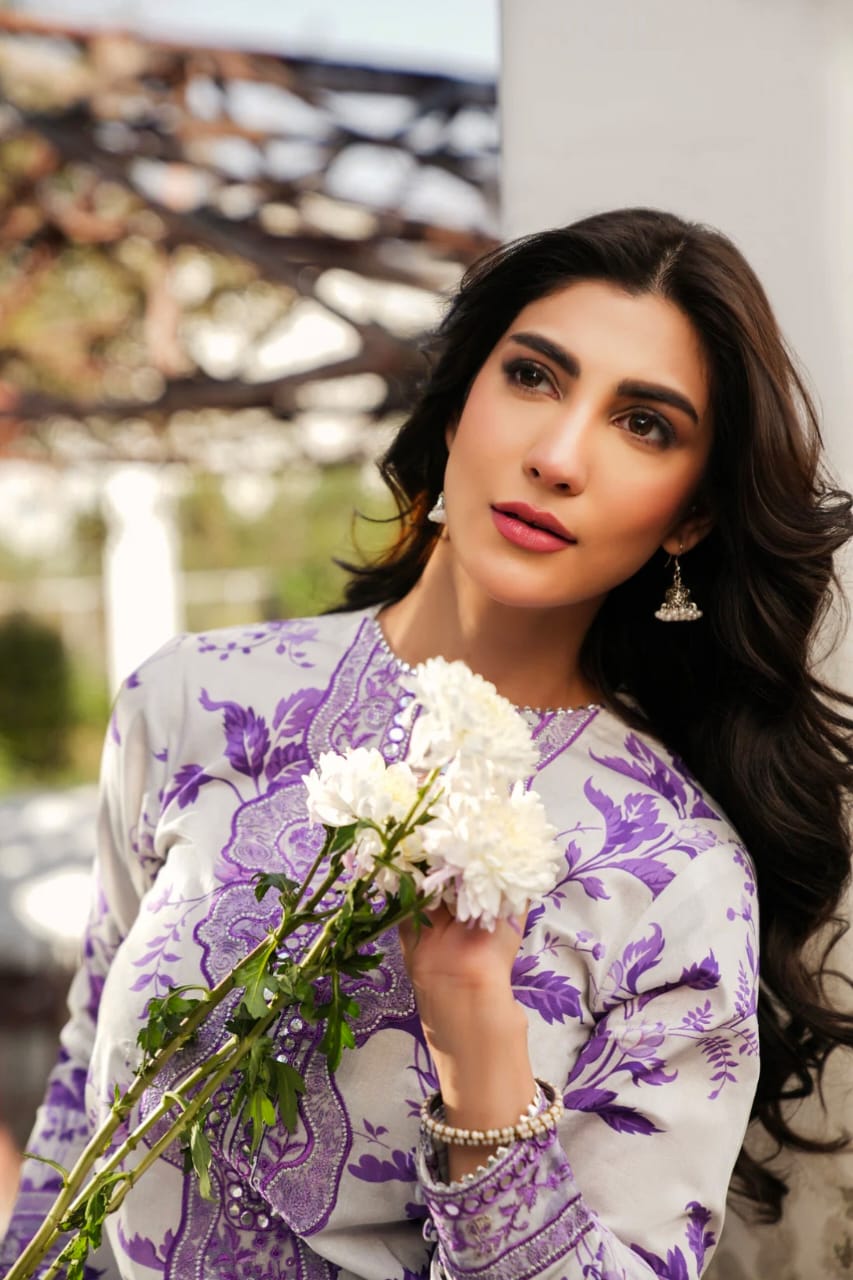 ANEELA LAWN PRINTED LUXURY EMBROIDERED PATCH WORK UNSTITCED 3pc✓