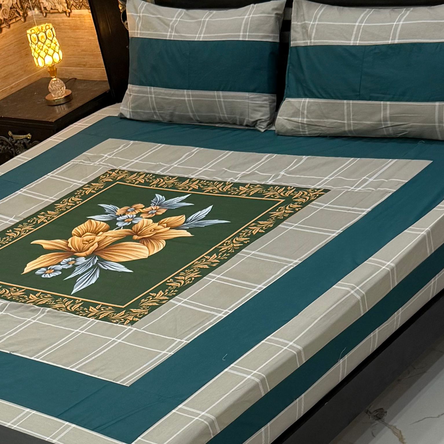 DIGITAL GOLD PANEL BEDSHEET🛌🛌🛌