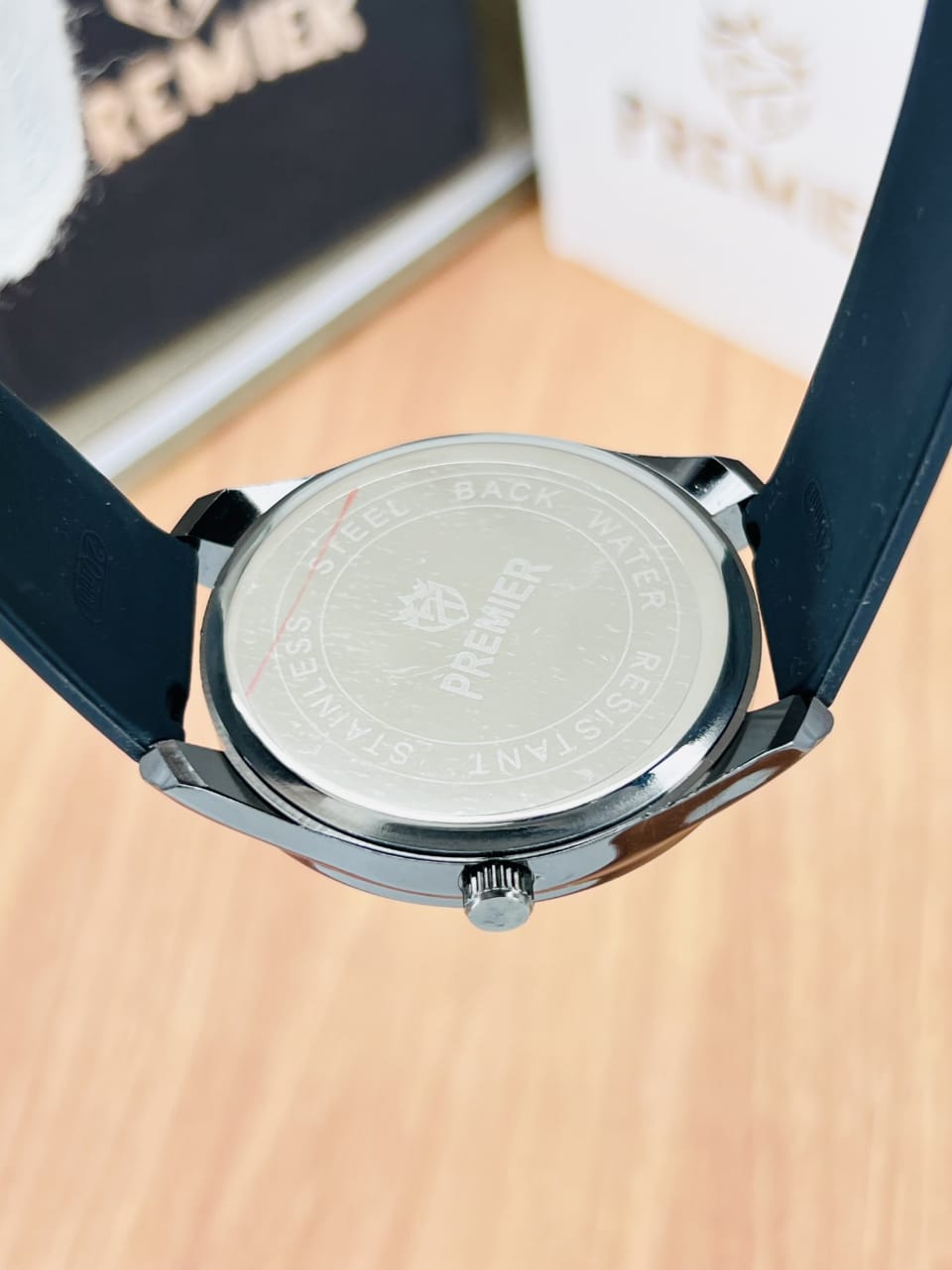 THE PREMIER MEN’S WATCH.