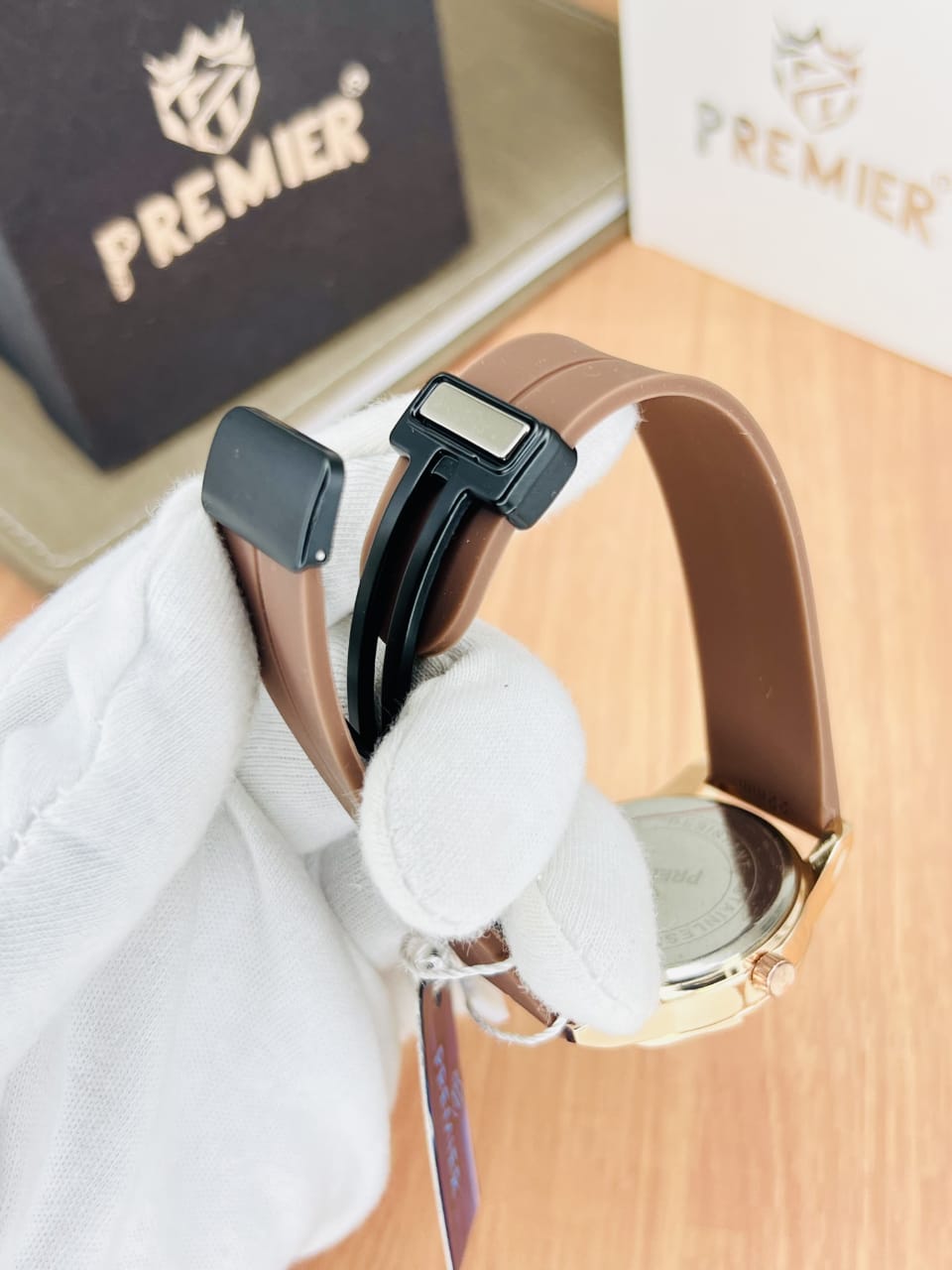 THE PREMIER MEN’S WATCH.