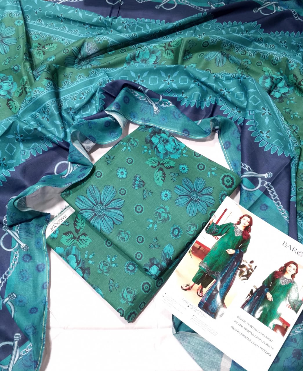 BAROQUE LAWN ALL OVER PRINTED UNSTITCED 3PC✓