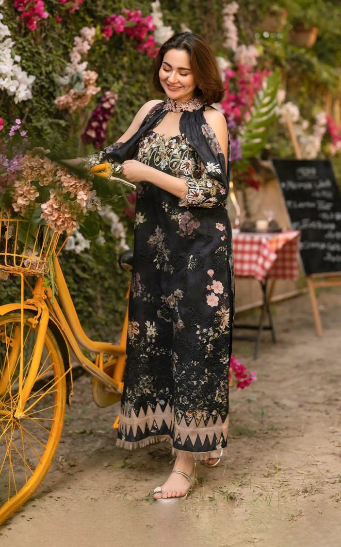 ASIFA NABEEL LAWN PRINTED EMBROIDERED PATCH-WORK UNSTITCED 3PC✓