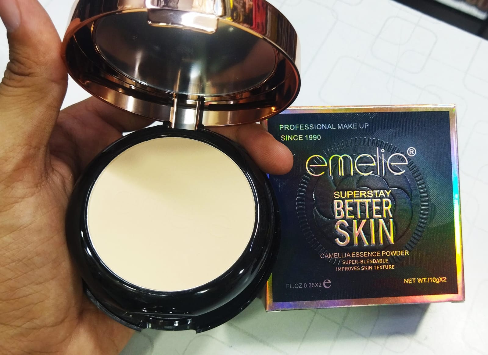 EMELIE  2IN1 FACE POWDER