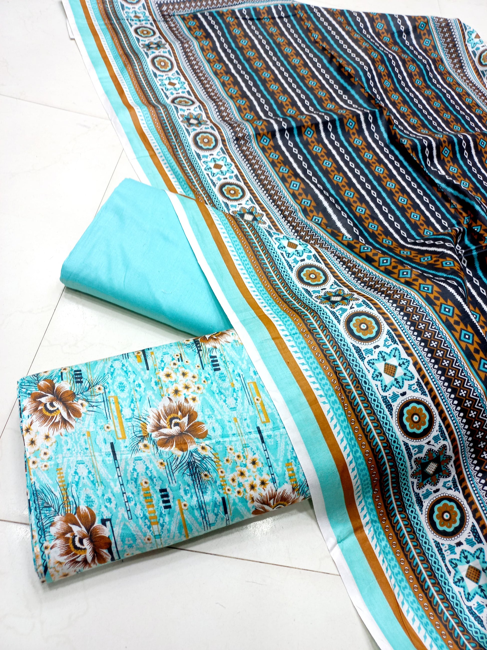 AL KARAM KASTORI 3PES LAWN PRINTED SHRIT  PRINTED TROUSER WITH LAWN DUPATTA