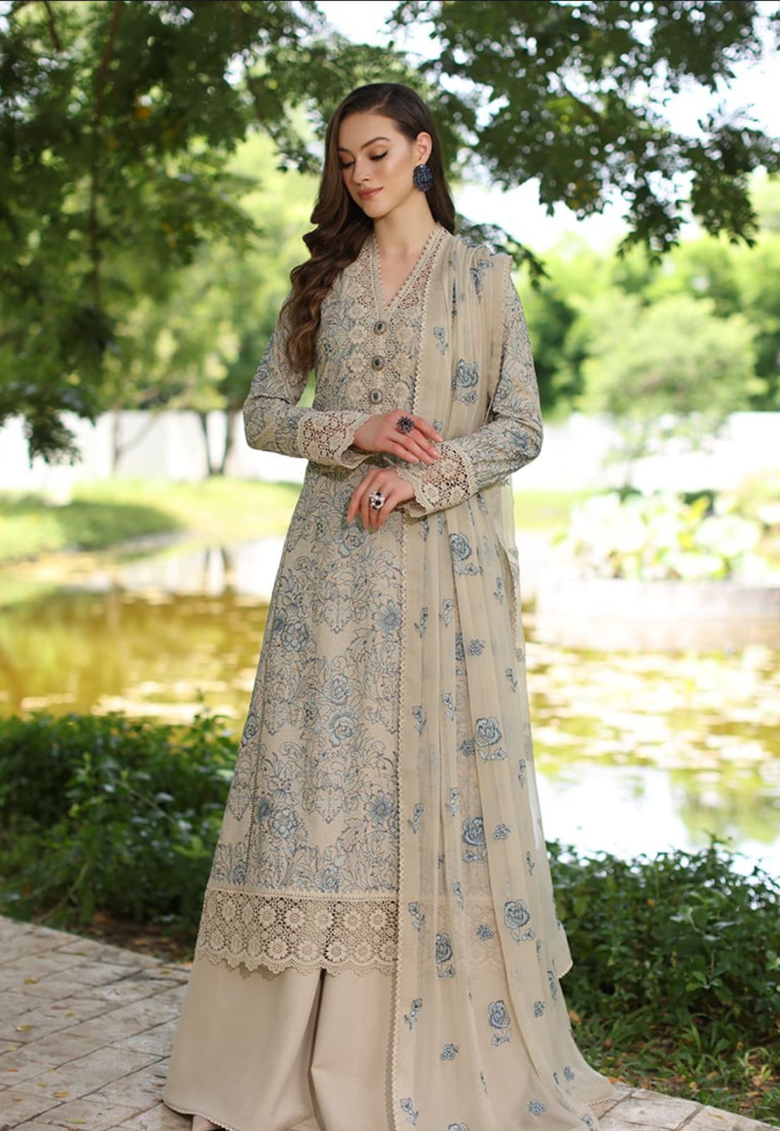 BAREEZE LAWN EMBROIDERED LUXURY UNSTITCHED 3PC✓