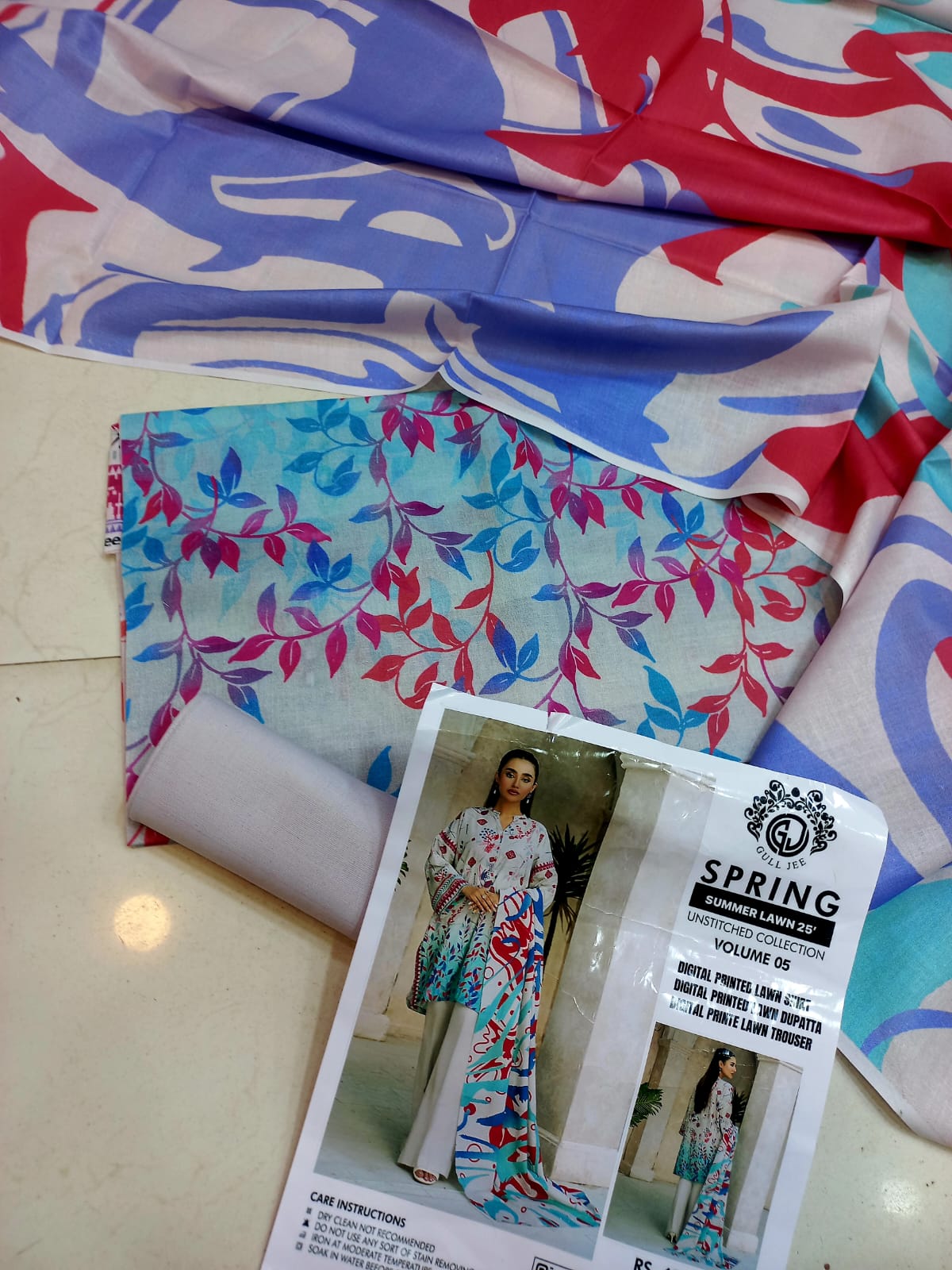DIGITAL PRINTED PREMIUM 3PC LAWN COLLECTION 2K25