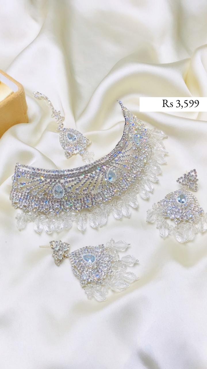 SILVER NECKLACE SET