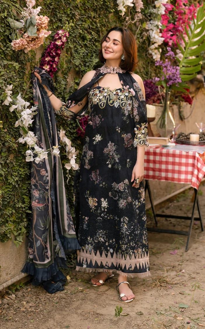 ASIFA NABEEL LAWN PRINTED EMBROIDERED PATCH-WORK UNSTITCED 3PC✓